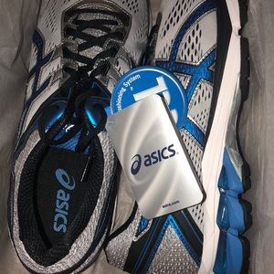 ASICS gel cushion shoes